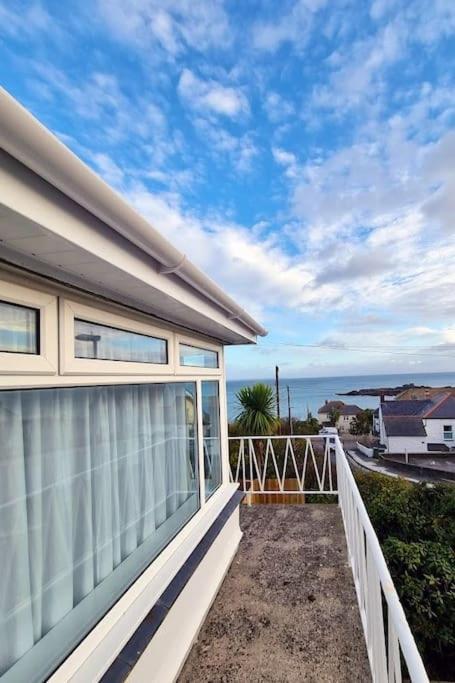 Spacious Home With Panoramic Sea View, Free Parking Ev & Large Garden Mousehole Exterior photo