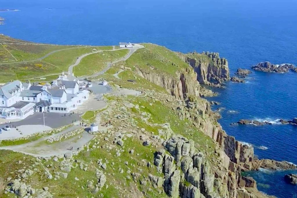 Spacious Home With Panoramic Sea View, Free Parking Ev & Large Garden Mousehole Exterior photo