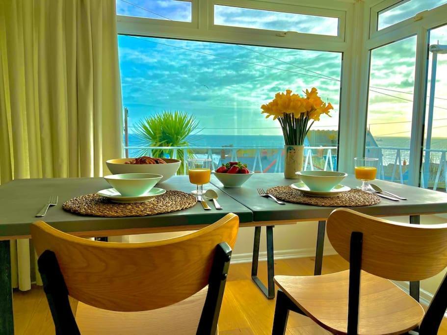 Spacious Home With Panoramic Sea View, Free Parking Ev & Large Garden Mousehole Exterior photo